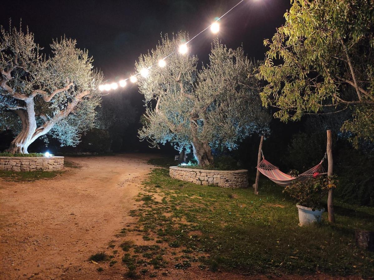 Trulli Barsento Pensionat Alberobello Eksteriør billede
